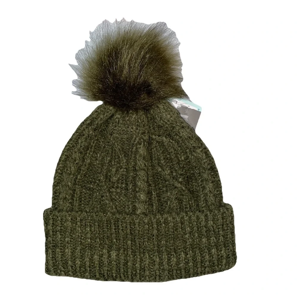 NWT DSG Girl's Cable Pom Beanie, Olive